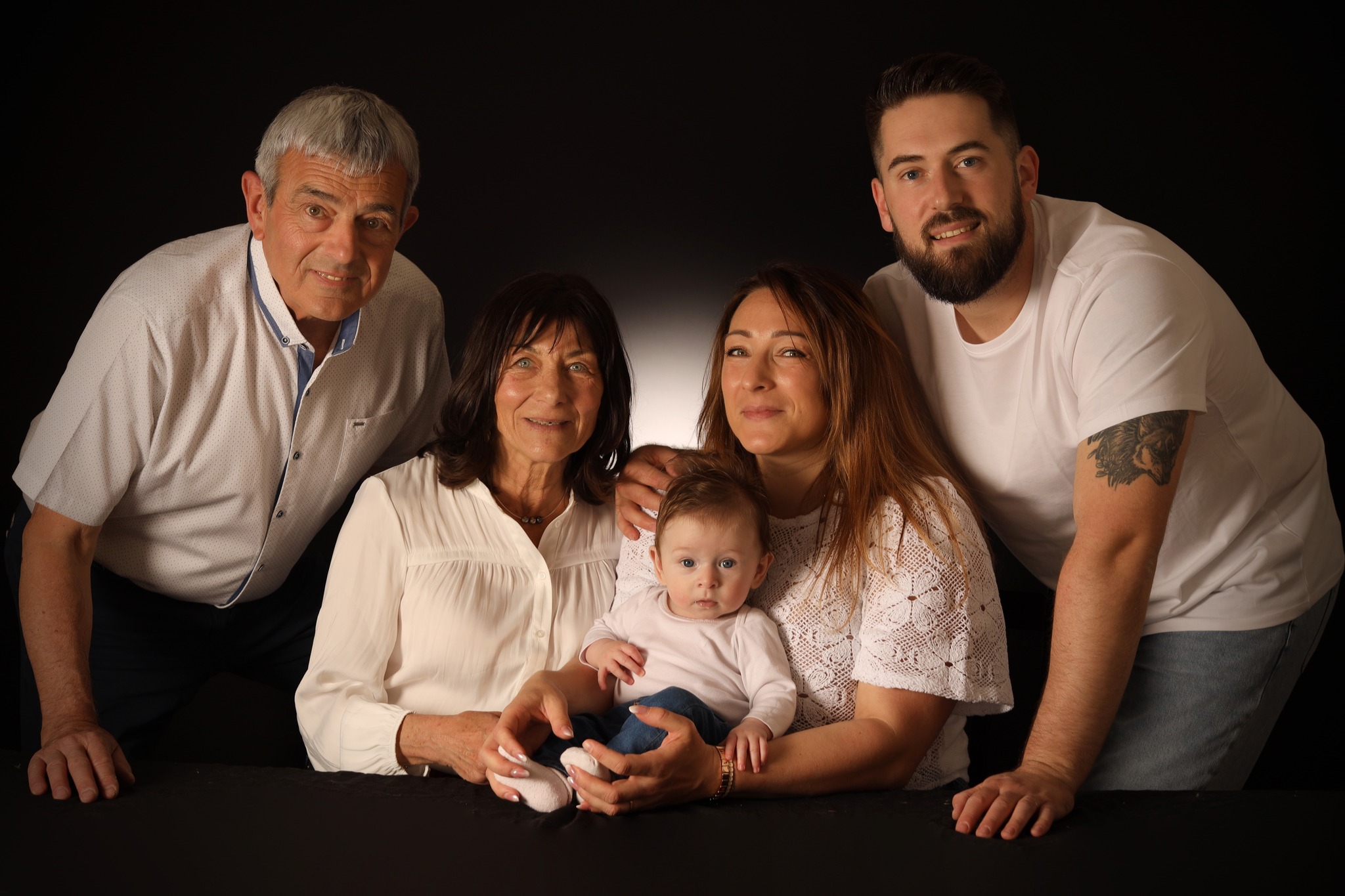 portait d une famille de 3 generations au studio a Privas