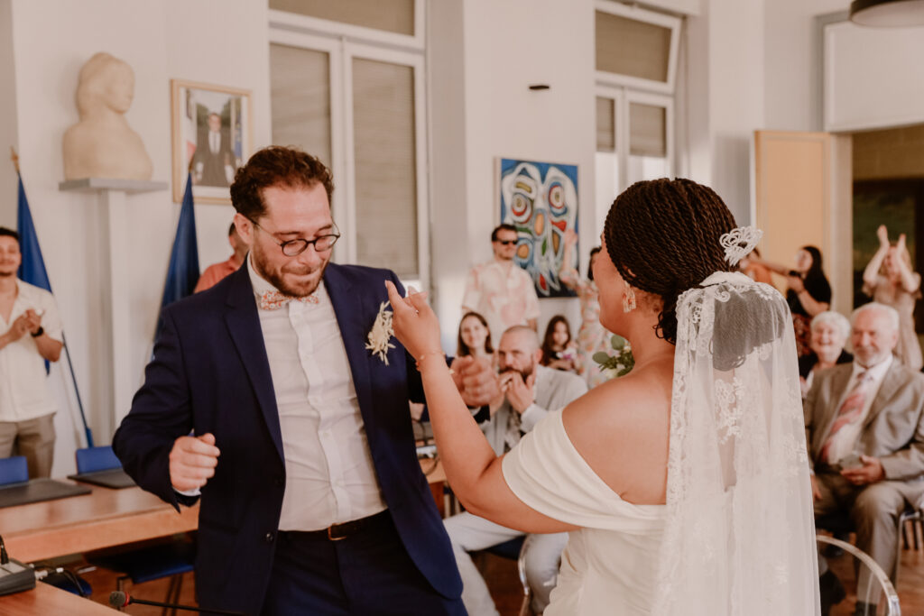 photographe mariage Alissas
photographe mariage Privas
photographe mariage Montélimar
photographe mariage Valence
photographe mariage Aubenas
photographe mariage en pleine nature Ardèche
photographe mariage dans les vignes Drôme
