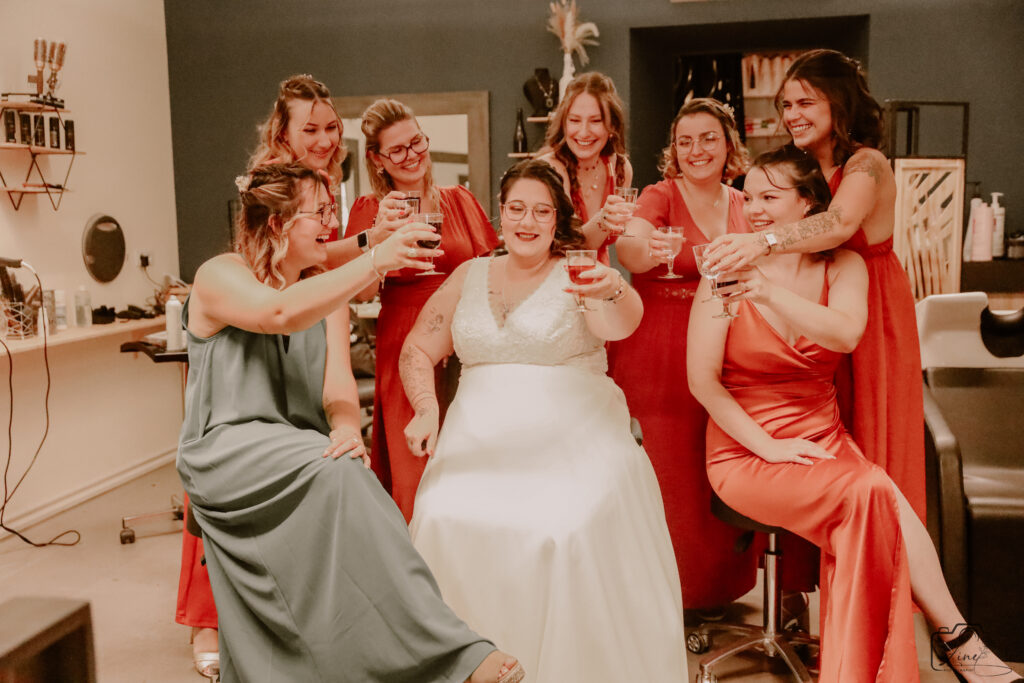 👉 Photographe de mariage en Ardèche et Drôme, j’ai capturé le mariage de Manon & Mathieu à Privas en août, avec une baby shower inoubliable.