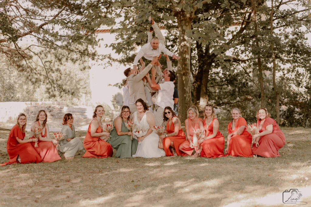 👉 Photographe de mariage en Ardèche et Drôme, j’ai capturé le mariage de Manon & Mathieu à Privas en août, avec une baby shower inoubliable.
