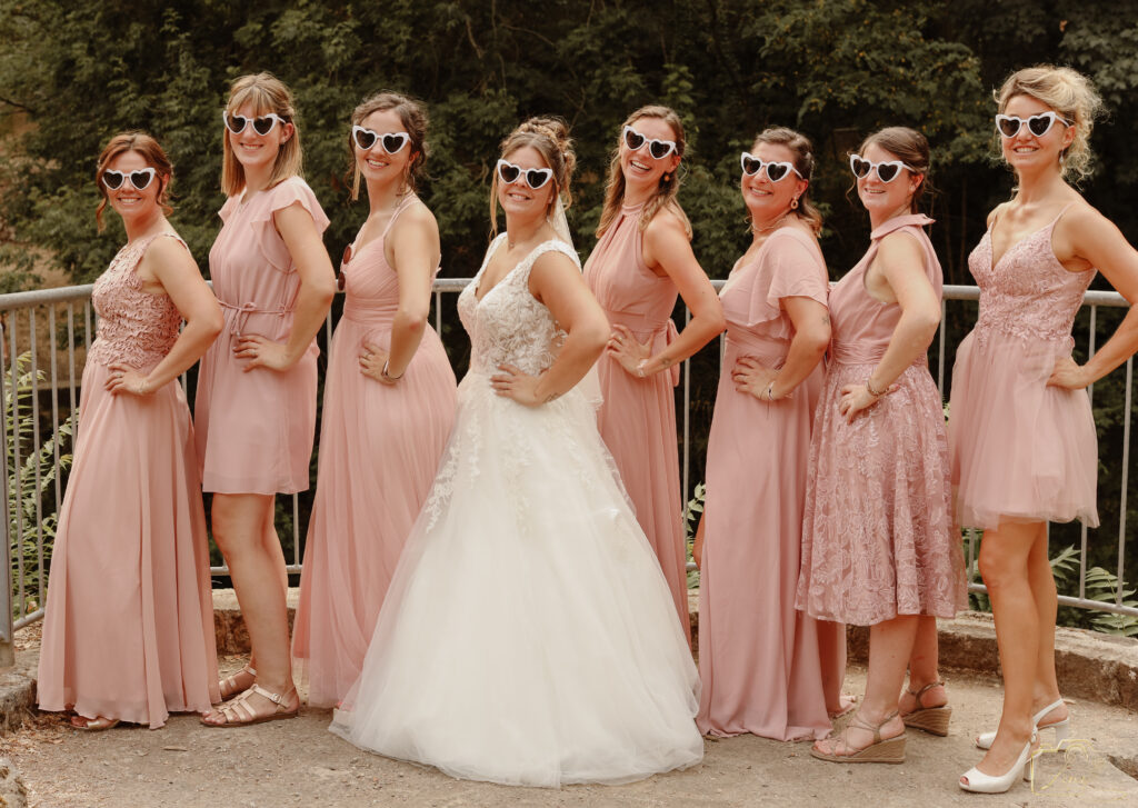 photo de mariage avec les temoins en ardeche
