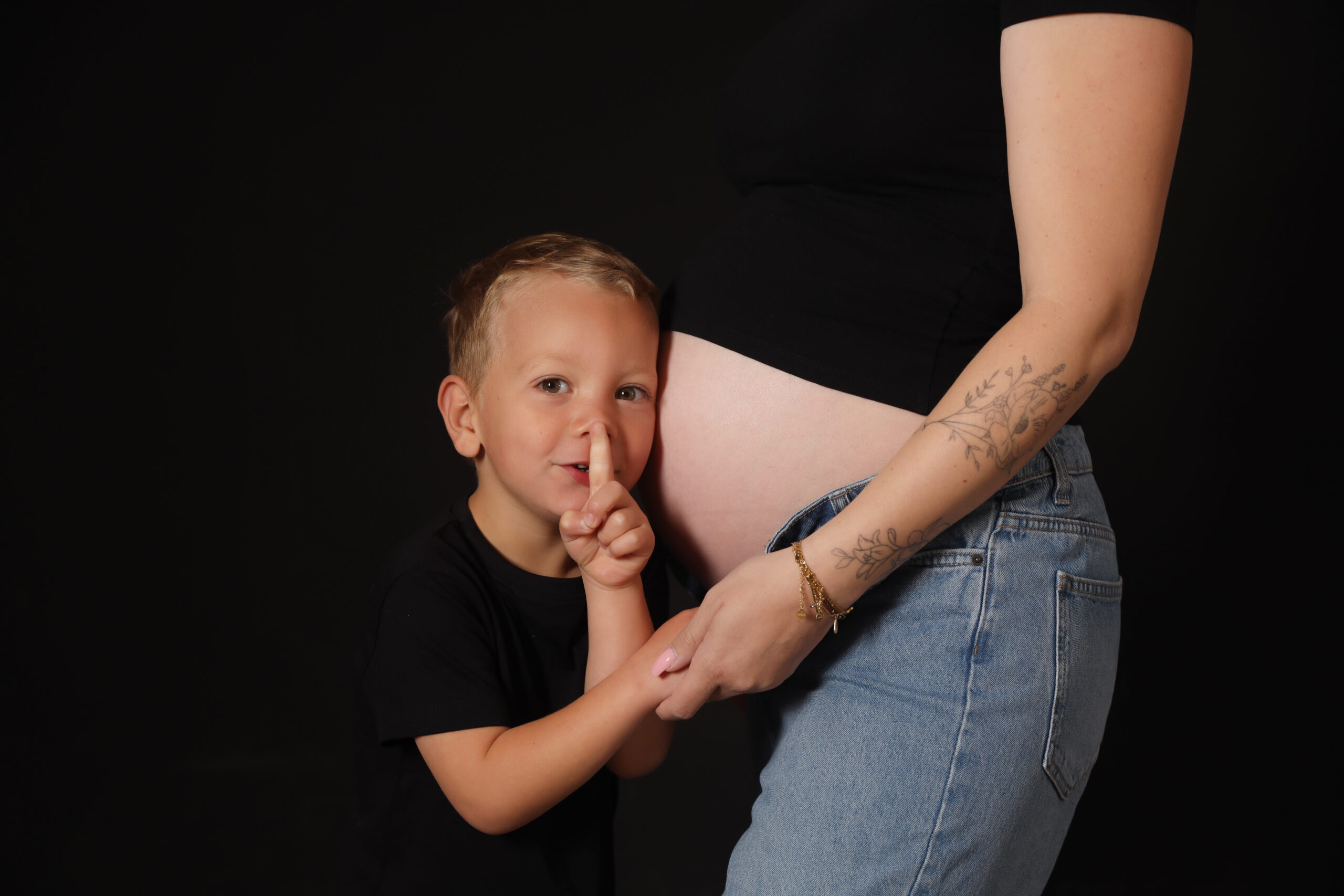 La séance grossesse de Juliette – Un doux moment en attendant bébé