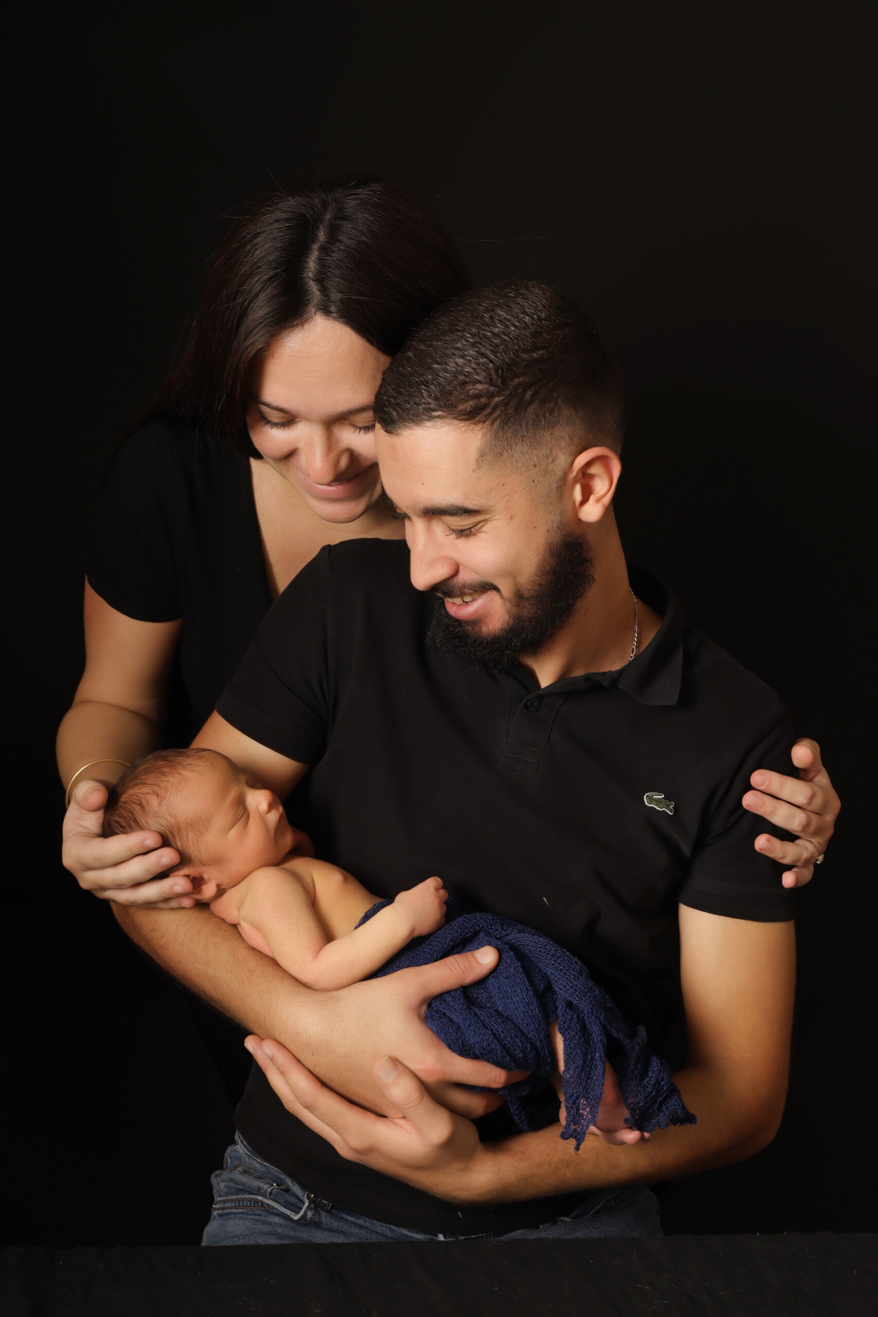 Séance photo de famille avec un nouveau-né : des souvenirs précieux dès les premiers jours